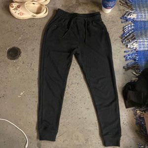 contour size small black sweat pants